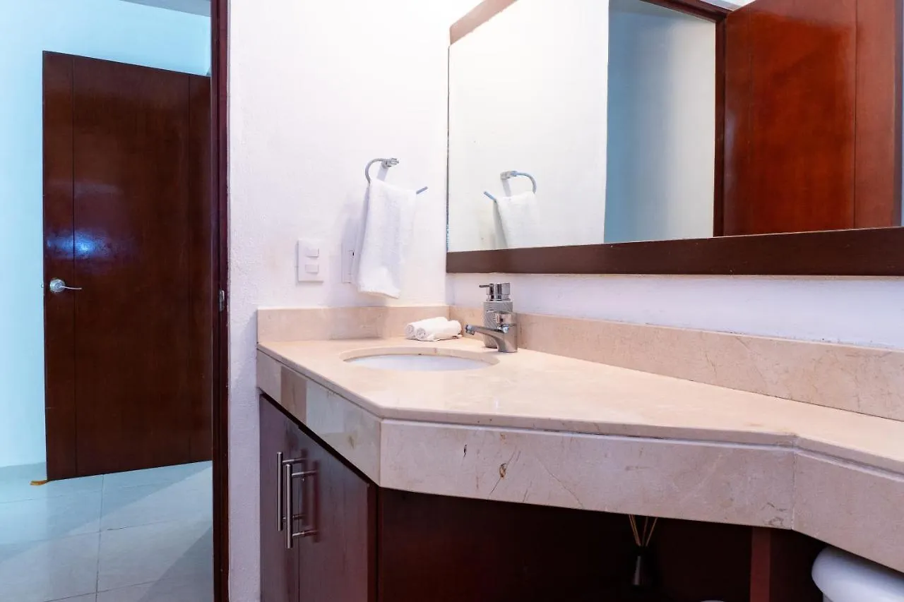 Daire Meridian 207 Condo Playa del Carmen