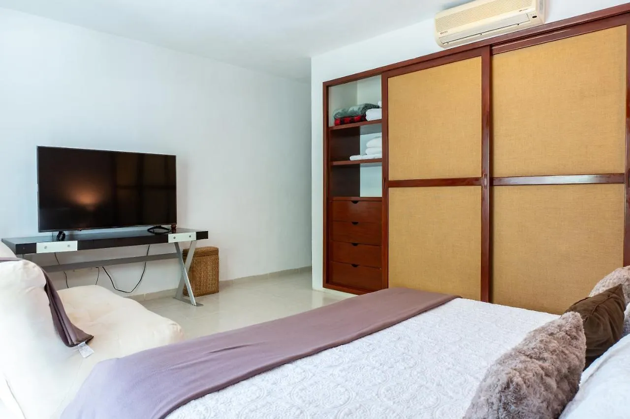 Daire Meridian 207 Condo Playa del Carmen